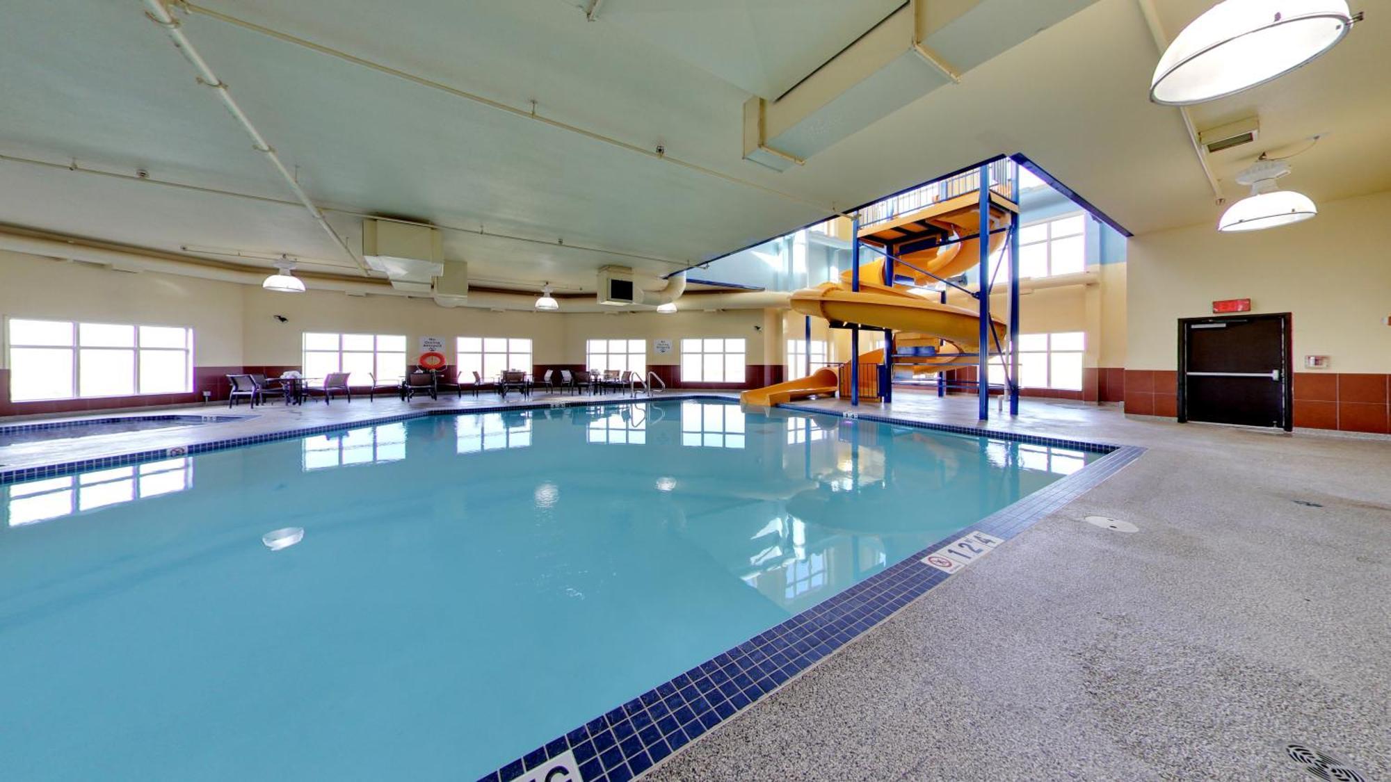 Holiday Inn Express Hotel & Suites - Edmonton International Airport By Ihg Nisku Exterior foto